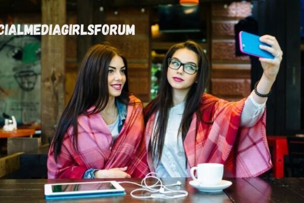 socialmediagirlsforum