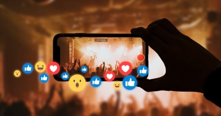 social media forum