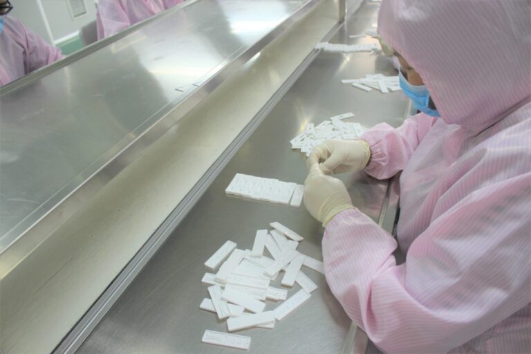 Understanding Lateral Flow Cassettes: Essential Components of Rapid Testing