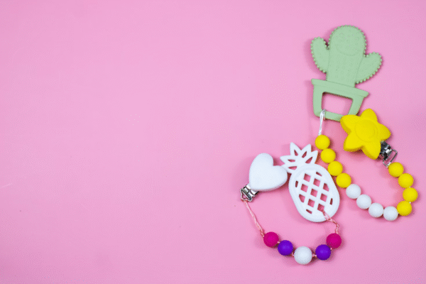 What Makes a High-Quality Amber Teething Necklace? A Buyer’s Guide